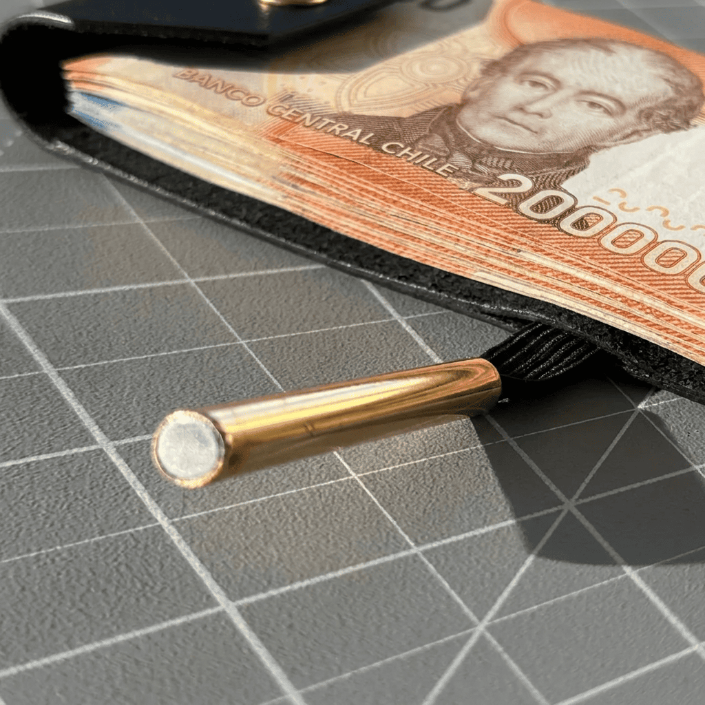 PLATAWORTH™ Billetera Old Money
